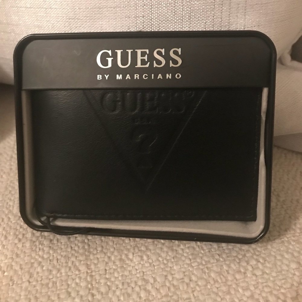Guess Wallet 🔥🔥🔥🔥🔥🔥🔥